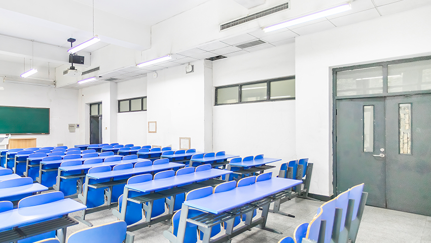 学校
